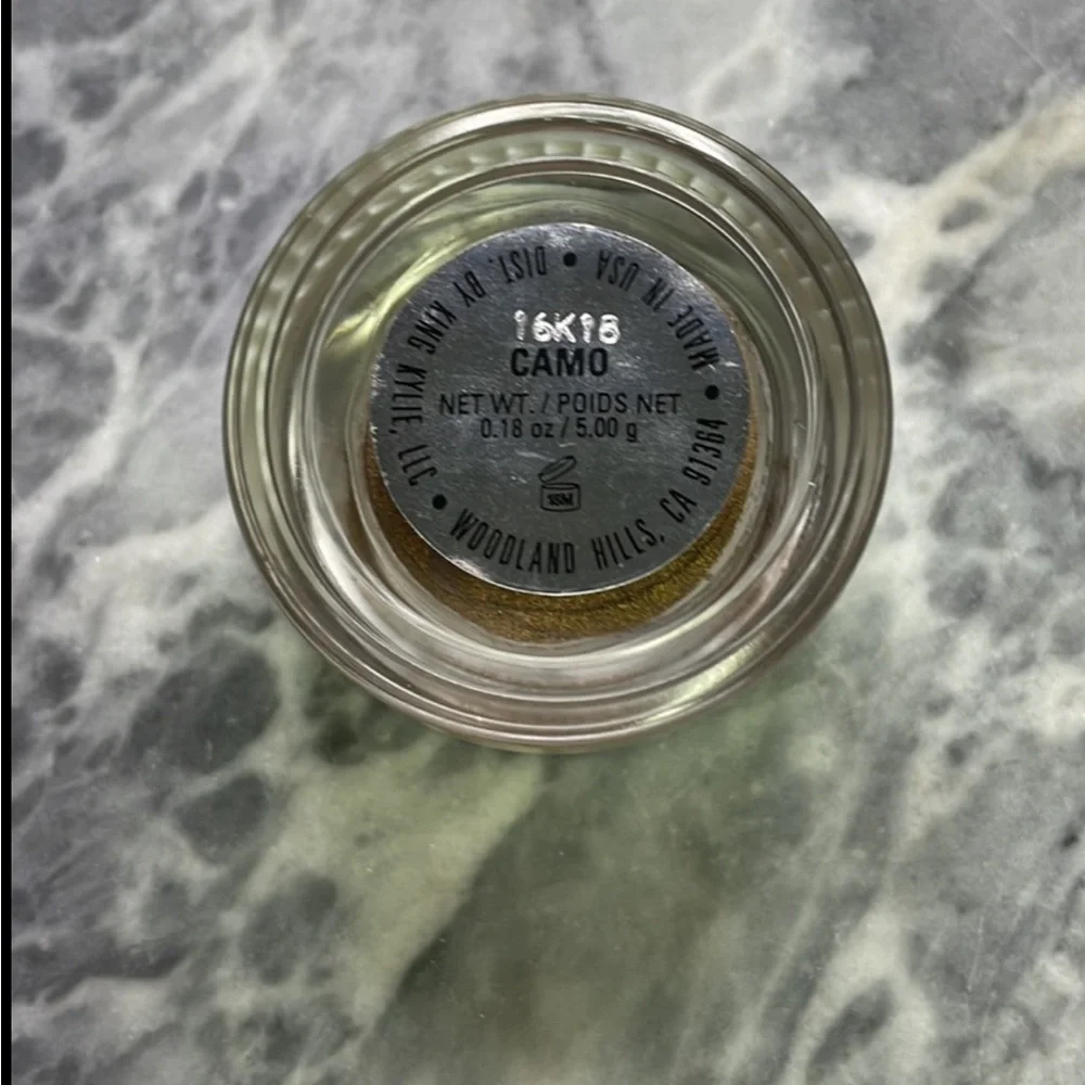 Kylie Cosmetics Eyeshadow Pot Camo‎